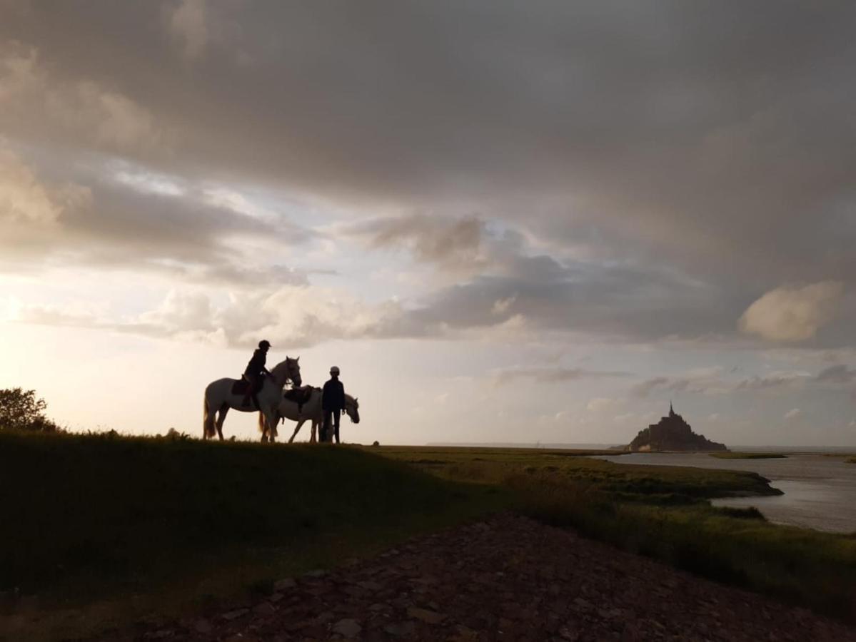 뽕또흑송 Gite Le Chausey Mont Saint Michel 아파트 외부 사진